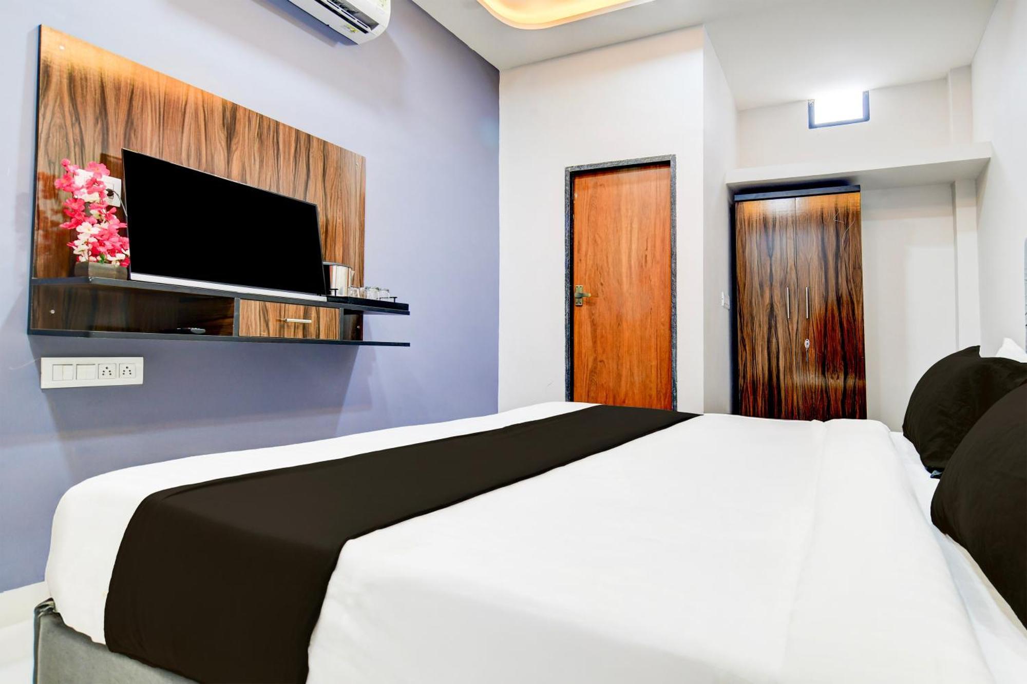 Super Hotel O D.V Near Medanta Hospital Indore Dış mekan fotoğraf